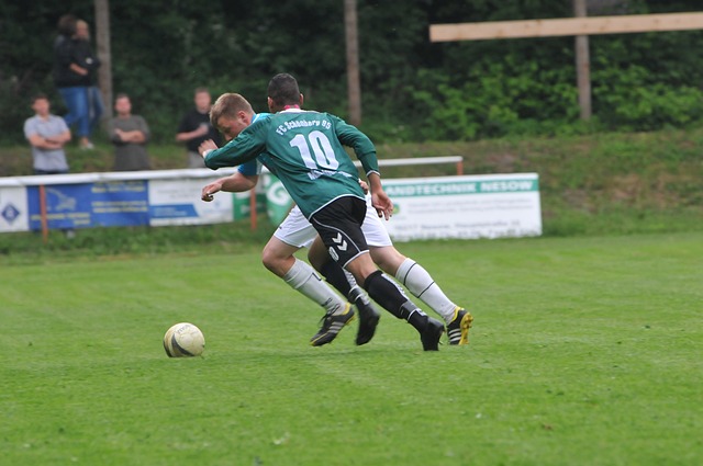 扮演奇兵但未能救主！张知垚替补12中6拿到14分6板2助 抢3前场板